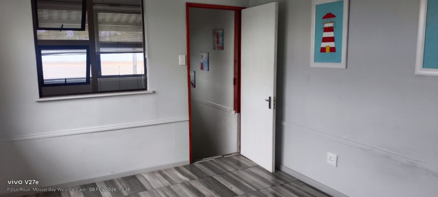 To Let 3 Bedroom Property for Rent in Hartenbos Central Western Cape